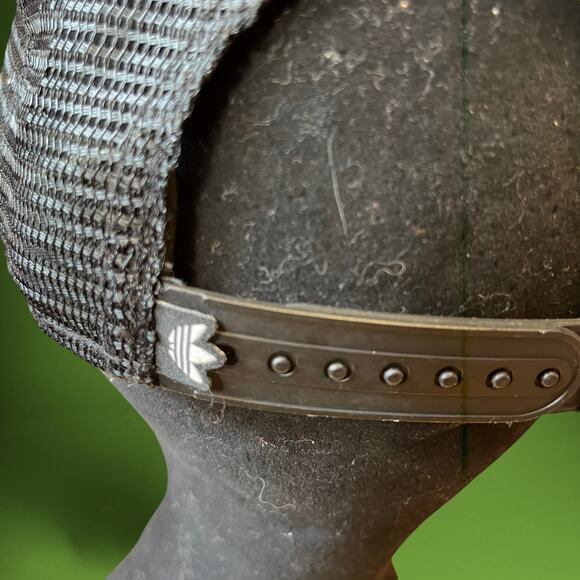 ADIDAS Mesh Dad Trucker Hat Adjustible Golf Swim Summer Has Fade Athletic Sports - Picture 6 of 15